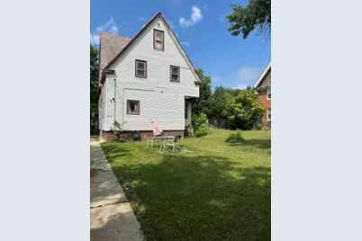 2012 N 36th St, Milwaukee, WI 53208 - Photo 16