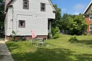 2012 N 36th St, Milwaukee, WI 53208 - Photo 16