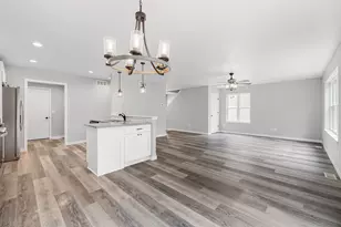 2103 Daisy Dr, West Bend, WI 53090 - Photo 8