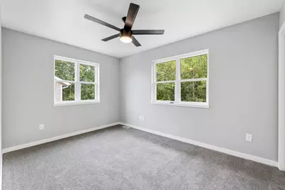 2103  Daisy Dr, West Bend, WI 53090 - Photo 26