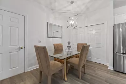 2230 W Vista Bella Dr, Oak Creek, WI 53154 - Photo 6