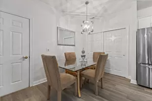 2230 W Vista Bella Dr, Oak Creek, WI 53154 - Photo 6