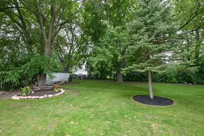 105  Roberts Rd, Dousman, WI 53118 - Photo 20
