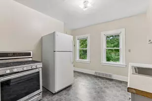 661 S 61st St, Milwaukee, WI 53214 - Photo 8