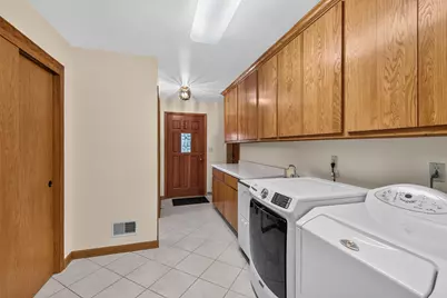 S70W16663  Hedgewood Dr, Muskego, WI 53150 - Photo 18