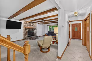 S70W16663 Hedgewood Dr, Muskego, WI 53150 - Photo 4