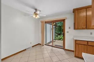 S70W16663 Hedgewood Dr, Muskego, WI 53150 - Photo 10
