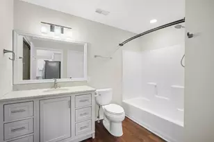 9140 W Elm Ct, Franklin, WI 53132 - Photo 12