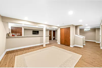 2745 N 117th Pl, Wauwatosa, WI 53222 - Photo 34