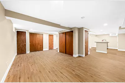 2745 N 117th Pl, Wauwatosa, WI 53222 - Photo 36