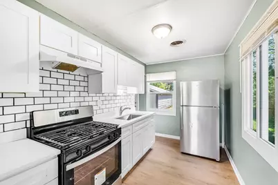 5500 N 60th St, Milwaukee, WI 53218 - Photo 6