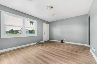 5500 N 60th St, Milwaukee, WI 53218 - Photo 6