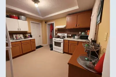 1823 W Kerney Pl #1823A, Milwaukee, WI 53215 - Photo 18