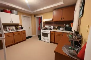1823 W Kerney Pl, Milwaukee, WI 53215 - Photo 18
