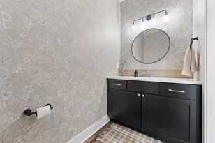 N42W22777 London Ct, Pewaukee, WI 53072 - Photo 42