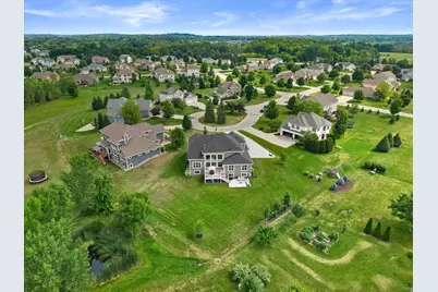 N42W22777  London Ct, Pewaukee, WI 53072 - Photo 68