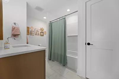 N42W22777  London Ct, Pewaukee, WI 53072 - Photo 50