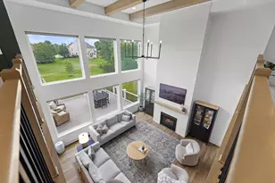 N42W22777 London Ct, Pewaukee, WI 53072 - Photo 8