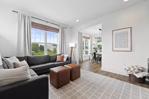 N42W22777 London Ct, Pewaukee, WI 53072 - Photo 22