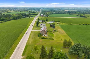 N6173 State Road 67 -, Hubbard, WI 53035 - Photo 2