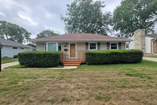8113 W Ohio Ave, Milwaukee, WI 53219 - Photo 40