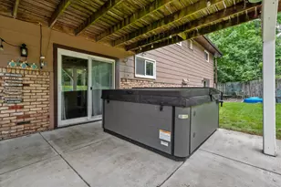 W153N9940 Neptune Dr, Germantown, WI 53022 - Photo 36
