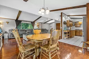 W153N9940 Neptune Dr, Germantown, WI 53022 - Photo 12