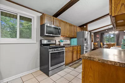 W153N9940  Neptune Dr, Germantown, WI 53022 - Photo 16