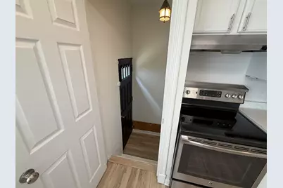 2586 S 77th St, West Allis, WI 53219 - Photo 34