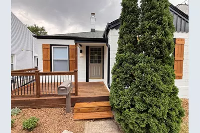 2586 S 77th St, West Allis, WI 53219 - Photo 2
