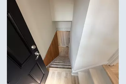 2586 S 77th St, West Allis, WI 53219 - Photo 36