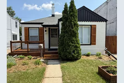 2586 S 77th St, West Allis, WI 53219 - Photo 4