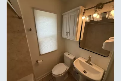 2586 S 77th St, West Allis, WI 53219 - Photo 32