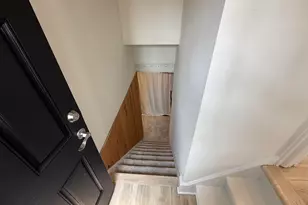2586 S 77th St, West Allis, WI 53219 - Photo 26