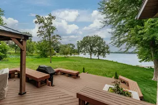 W5677 Carol Ct, Wyocena, WI 53954 - Photo 40