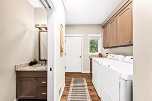 W5677 Carol Ct, Wyocena, WI 53954 - Photo 34