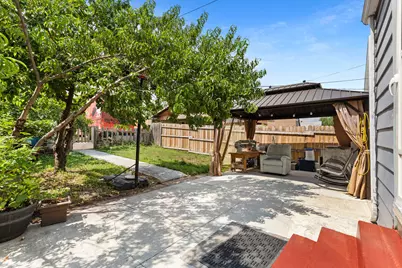 1547 S 22nd St, Milwaukee, WI 53204 - Photo 16
