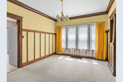 1329 S 15th St, Manitowoc, WI 54220 - Photo 8