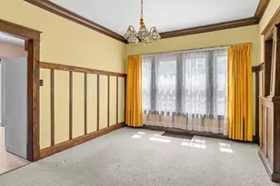 1329 S 15th St, Manitowoc, WI 54220 - Photo 8