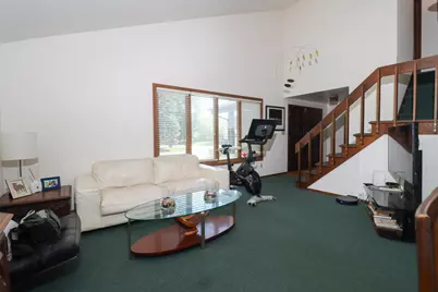 1432  Renee Dr, Racine, WI 53406 - Photo 4