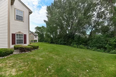 8634 S Roxbury Way, Oak Creek, WI 53154 - Photo 22