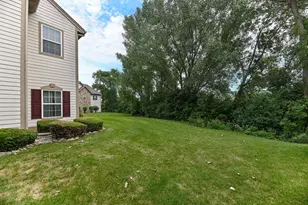 8634 S Roxbury Way, Oak Creek, WI 53154 - Photo 22