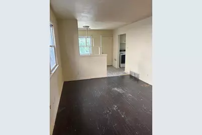 5112 W Center St, Milwaukee, WI 53210 - Photo 8