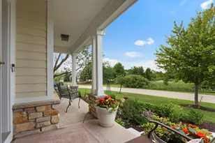827 Eagleton Dr, Geneva, WI 53147 - Photo 8