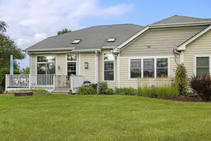 827 Eagleton Dr, Geneva, WI 53147 - Photo 36