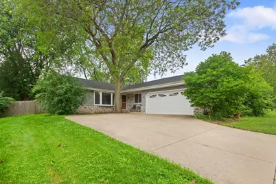 4613  87th Pl, Kenosha, WI 53142 - Photo 1