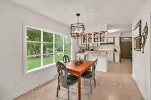 7266 N Pierron Rd, Glendale, WI 53209 - Photo 10
