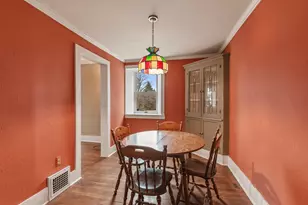 2237 Washington Ave, Cedarburg, WI 53012 - Photo 10