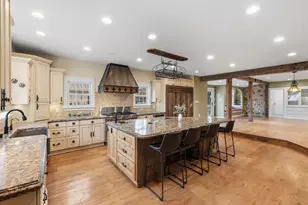 2237 Washington Ave, Cedarburg, WI 53012 - Photo 24
