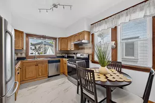 1338 Quincy Ave, Racine, WI 53405 - Photo 8